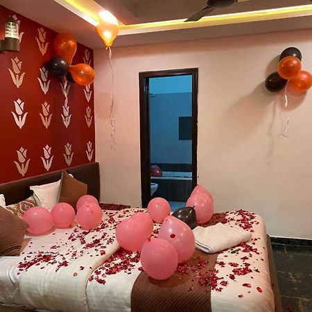 OYO 2286 Hotel Bridge Ahmedabad Buitenkant foto