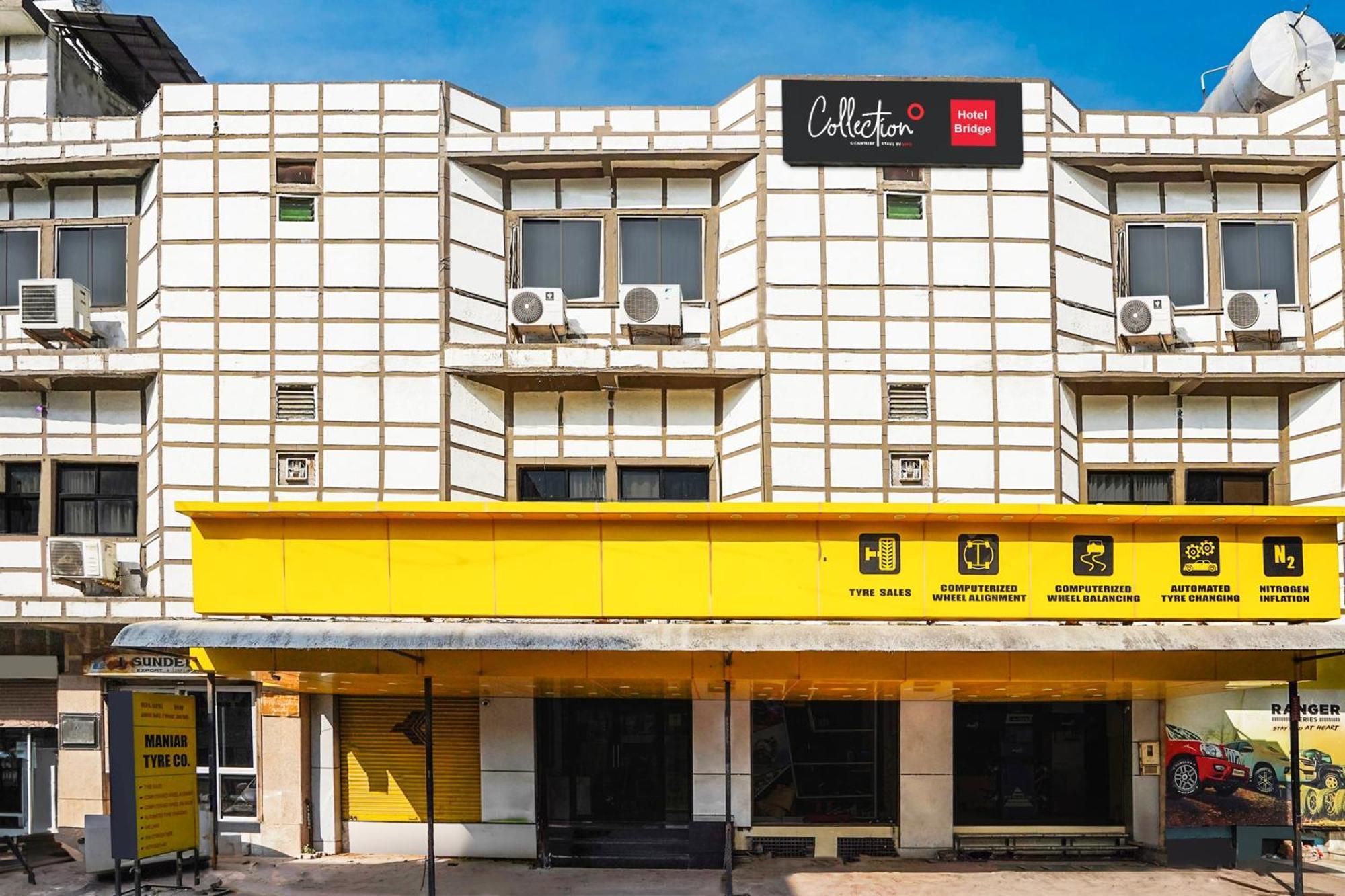 OYO 2286 Hotel Bridge Ahmedabad Buitenkant foto