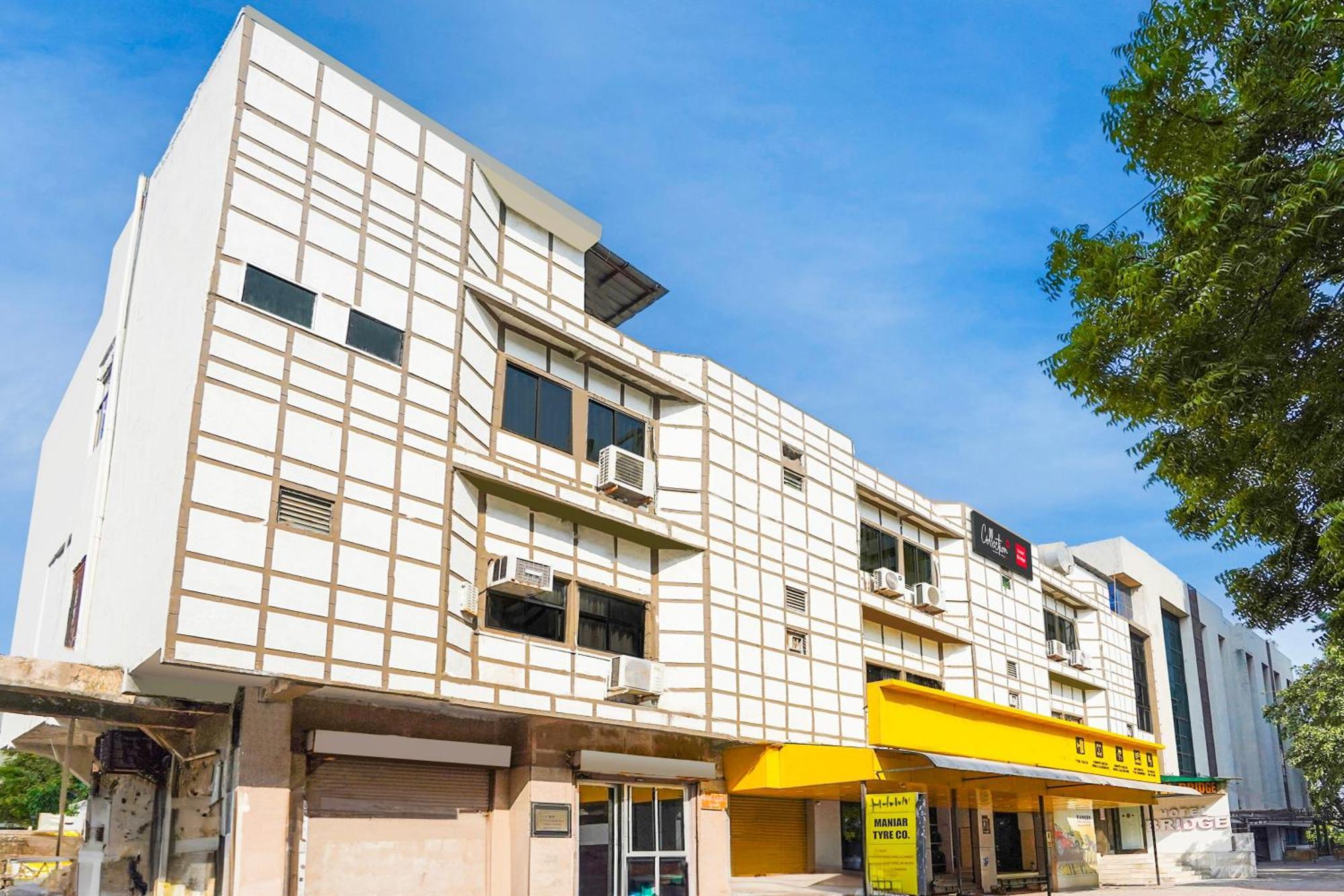 OYO 2286 Hotel Bridge Ahmedabad Buitenkant foto