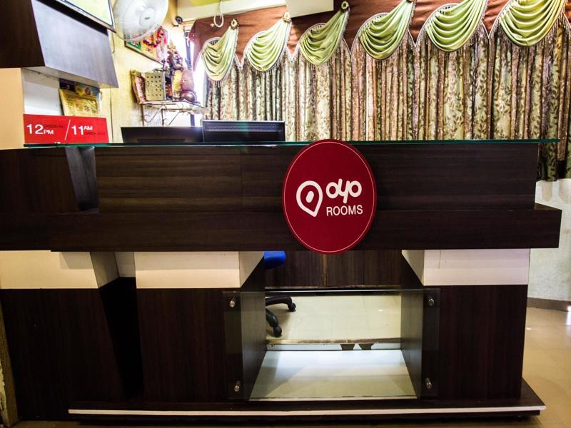 OYO 2286 Hotel Bridge Ahmedabad Buitenkant foto